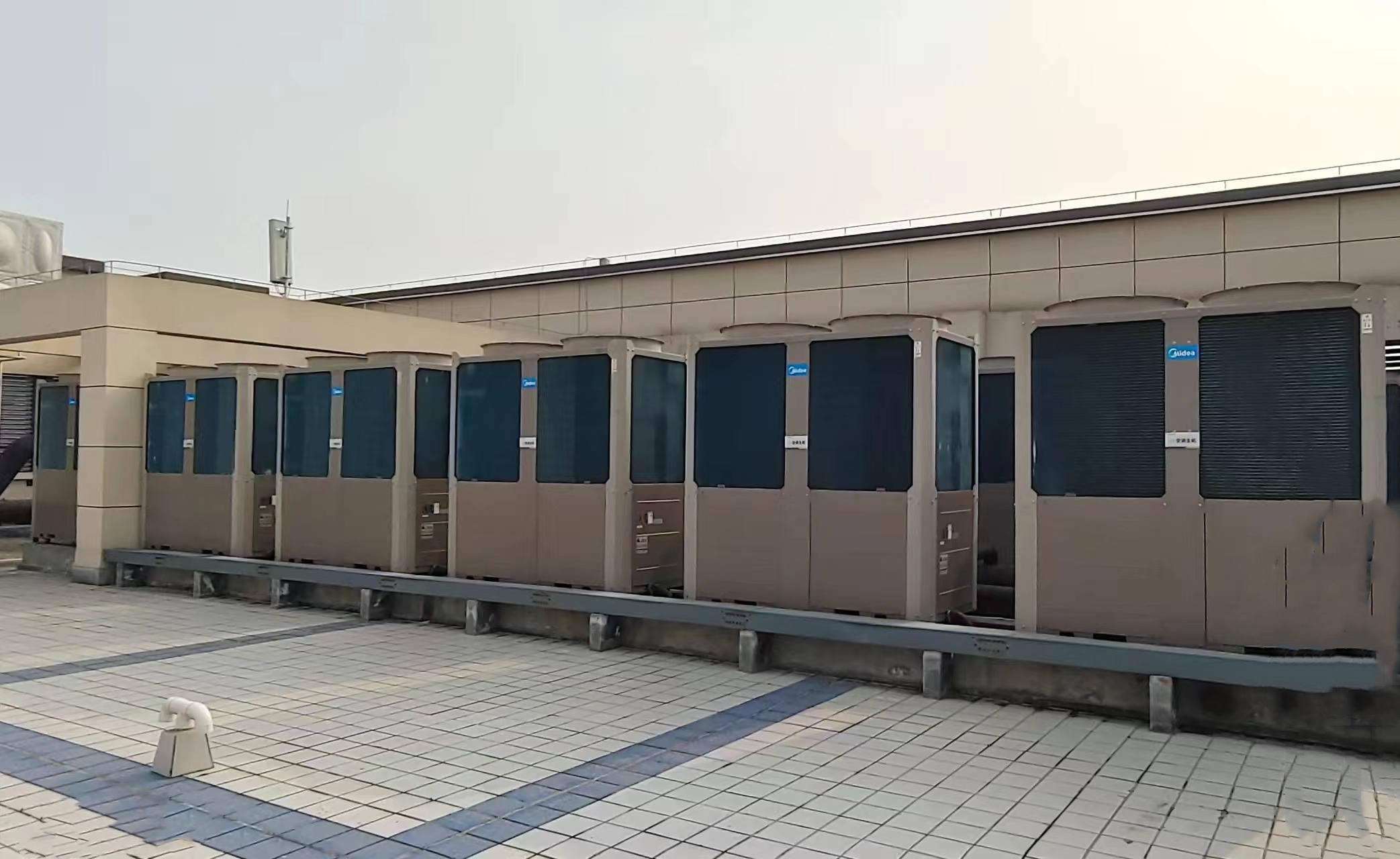 風(fēng)冷模塊機安裝工藝